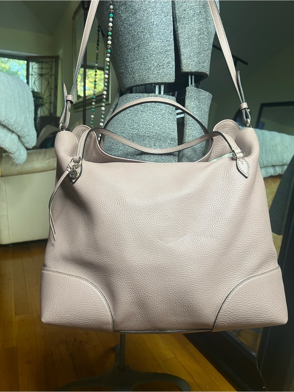 Gucci Soft Stirrup Shoulder Bag light Taupe/Pink Leather Hobo COA
